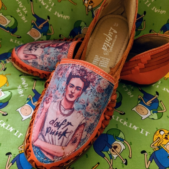 Frida Kahlo Daft Punk Slip On Sandal Flats  6.5 - Picture 1 of 4